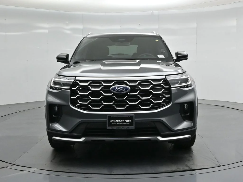 New 2026 Carbonized Gray Metallic Ford Platinum image 24
