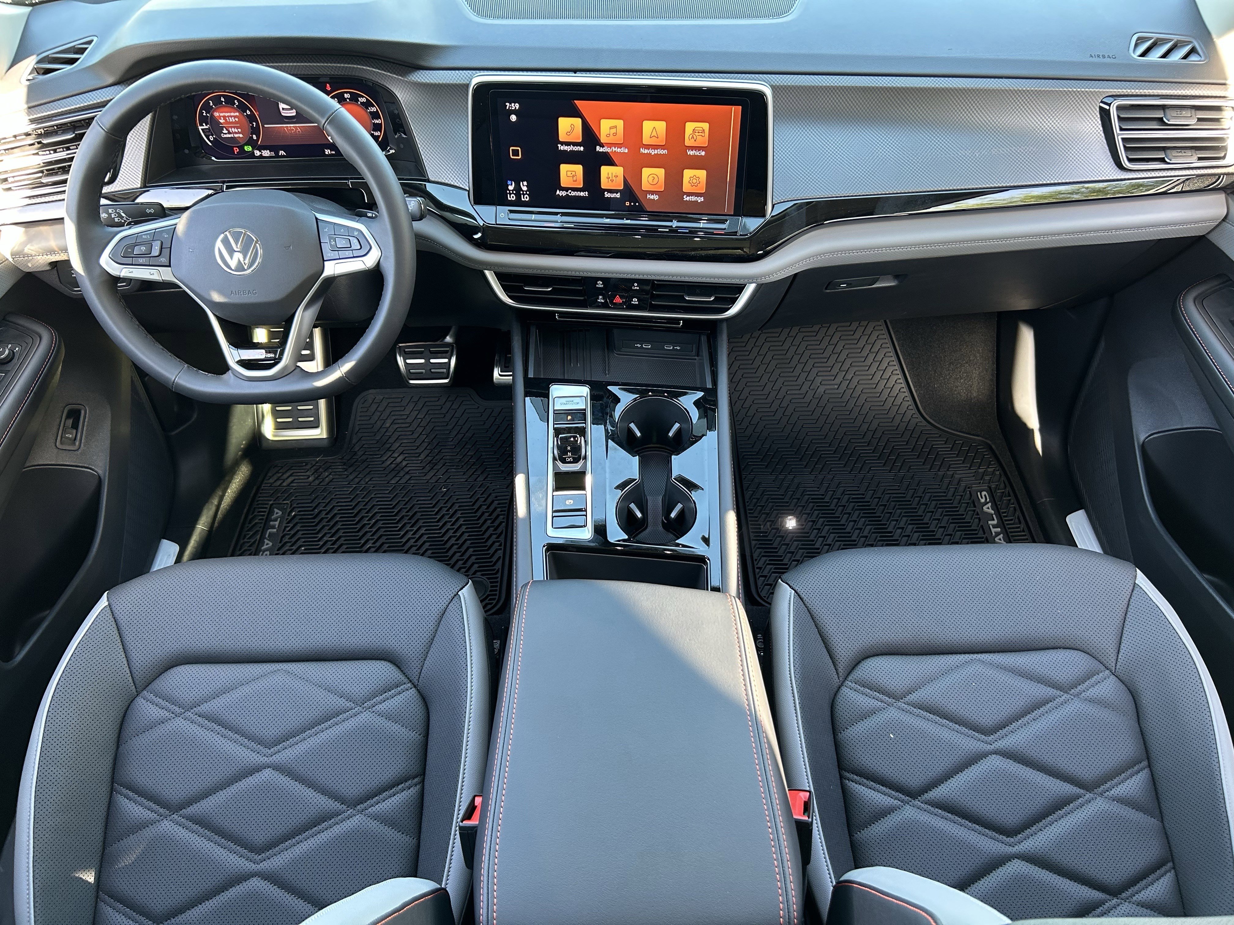 New 2026 Opal White Pearl Volkswagen 2.0T Peak Edition image 12