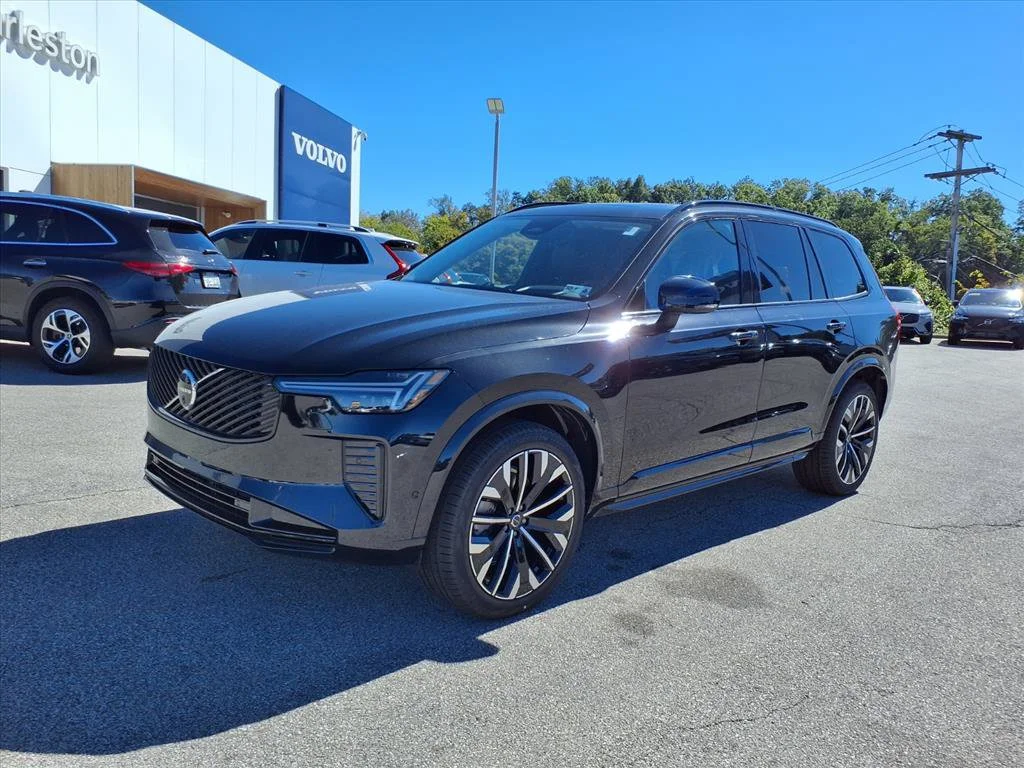 New 2027 Onyx Black Volvo Ultra Dark Theme image 7