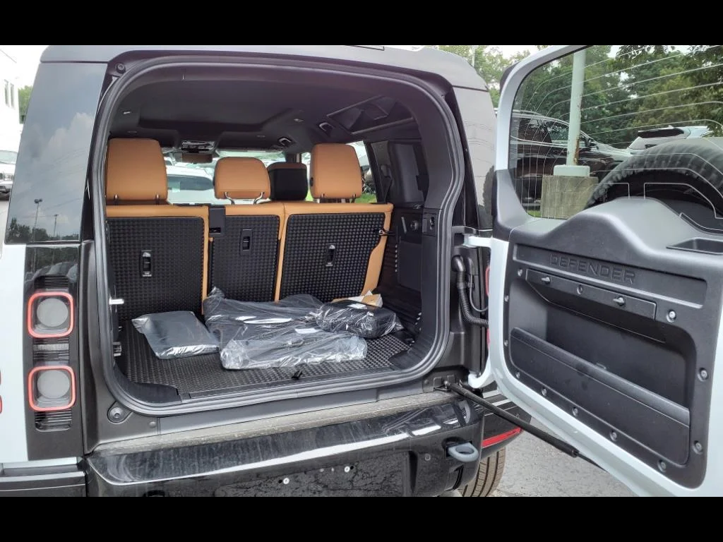 New 2023 Yulong White LAND ROVER V8 image 12