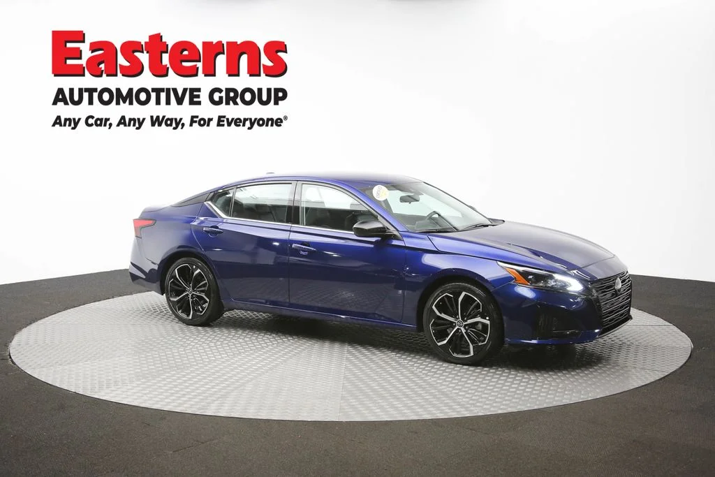 Used 2024 Blue Nissan 2.5 SR image 46