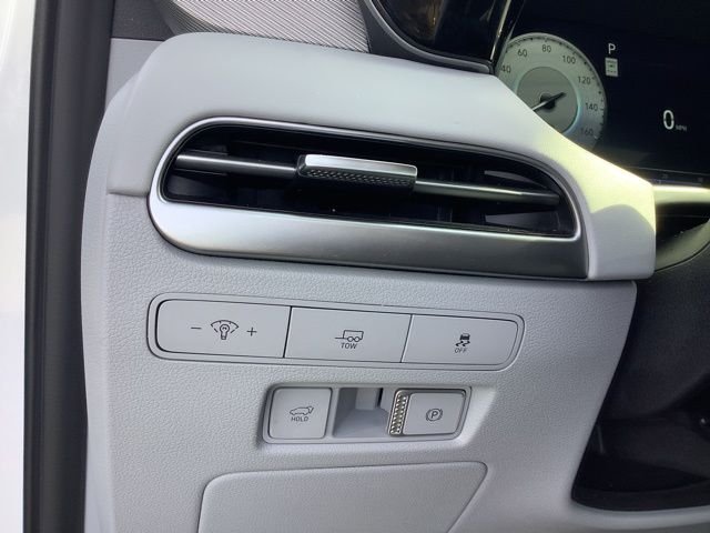 Certified Used 2023 White Hyundai SEL image 30