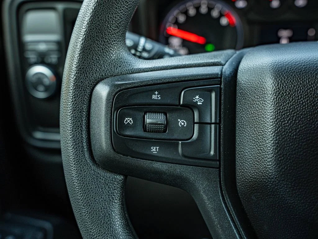 Used 2024 Black Chevrolet Custom image 19