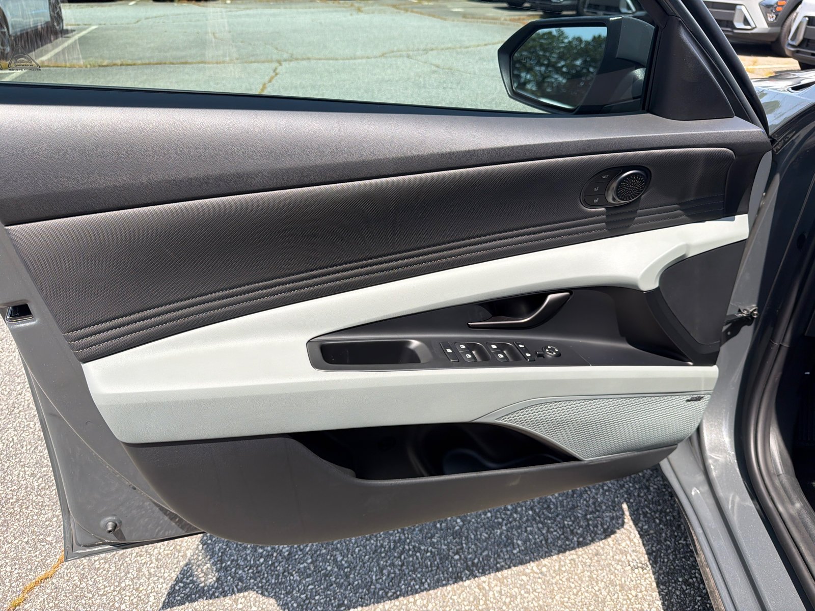 New 2026 Ecotronic Gray Hyundai Limited image 10