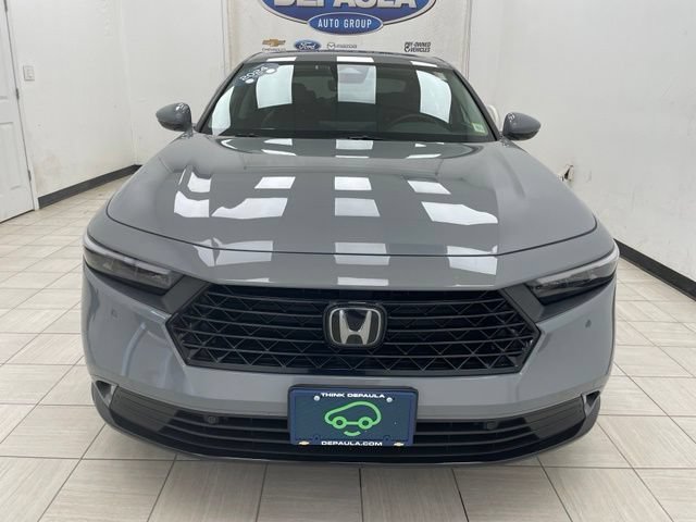 Used 2024 Gray Honda EX-L image 16