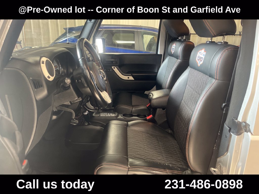 Used 2012 Silver Jeep Sahara image 14