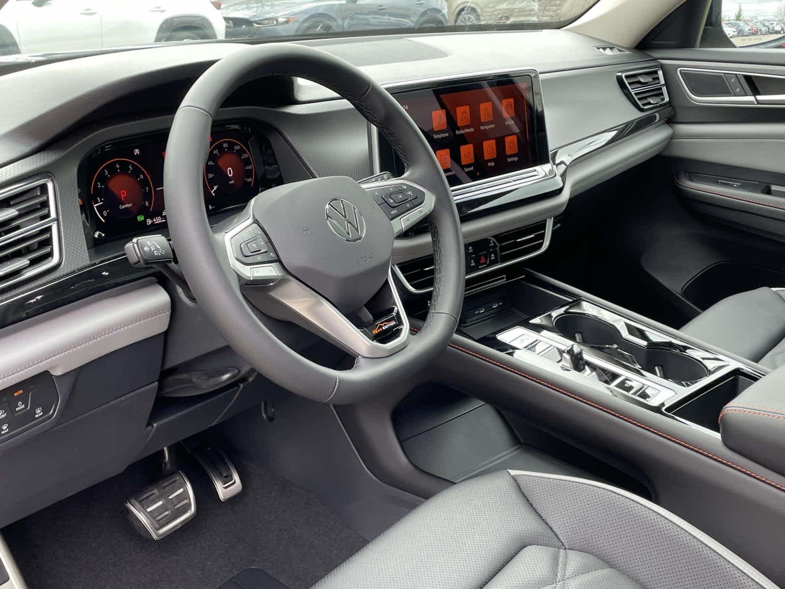 New 2026 Deep Black Pearl Volkswagen 2.0T Peak Edition image 13