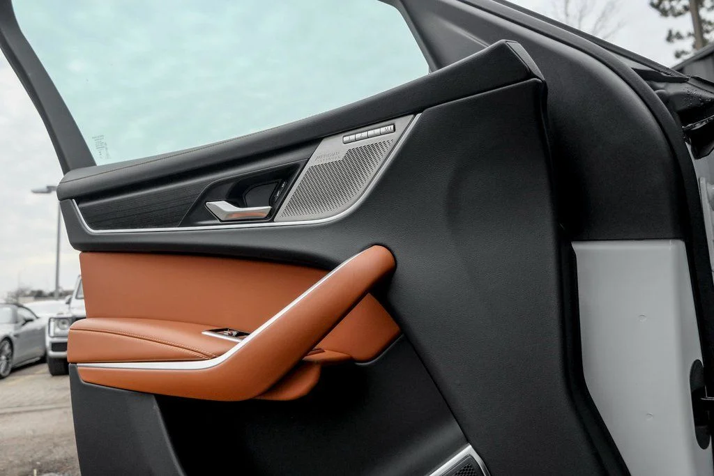 2026 Jaguar F-Pace R-Dynamic S - Photo 11