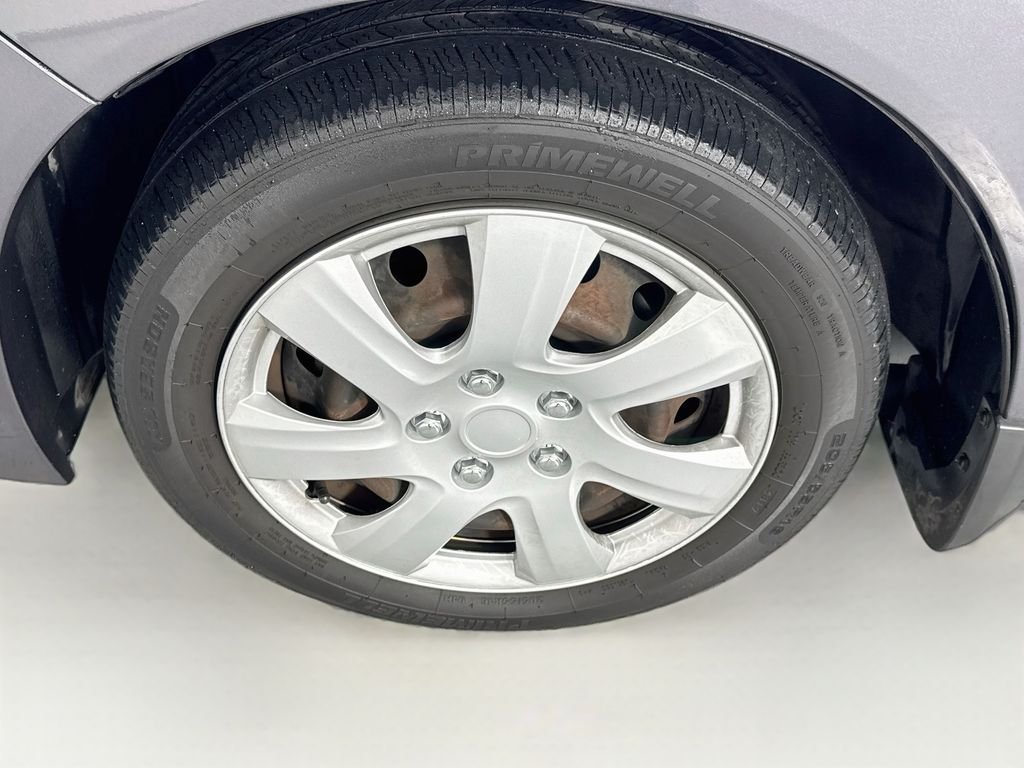 Used 2015 Gray Honda LX image 36