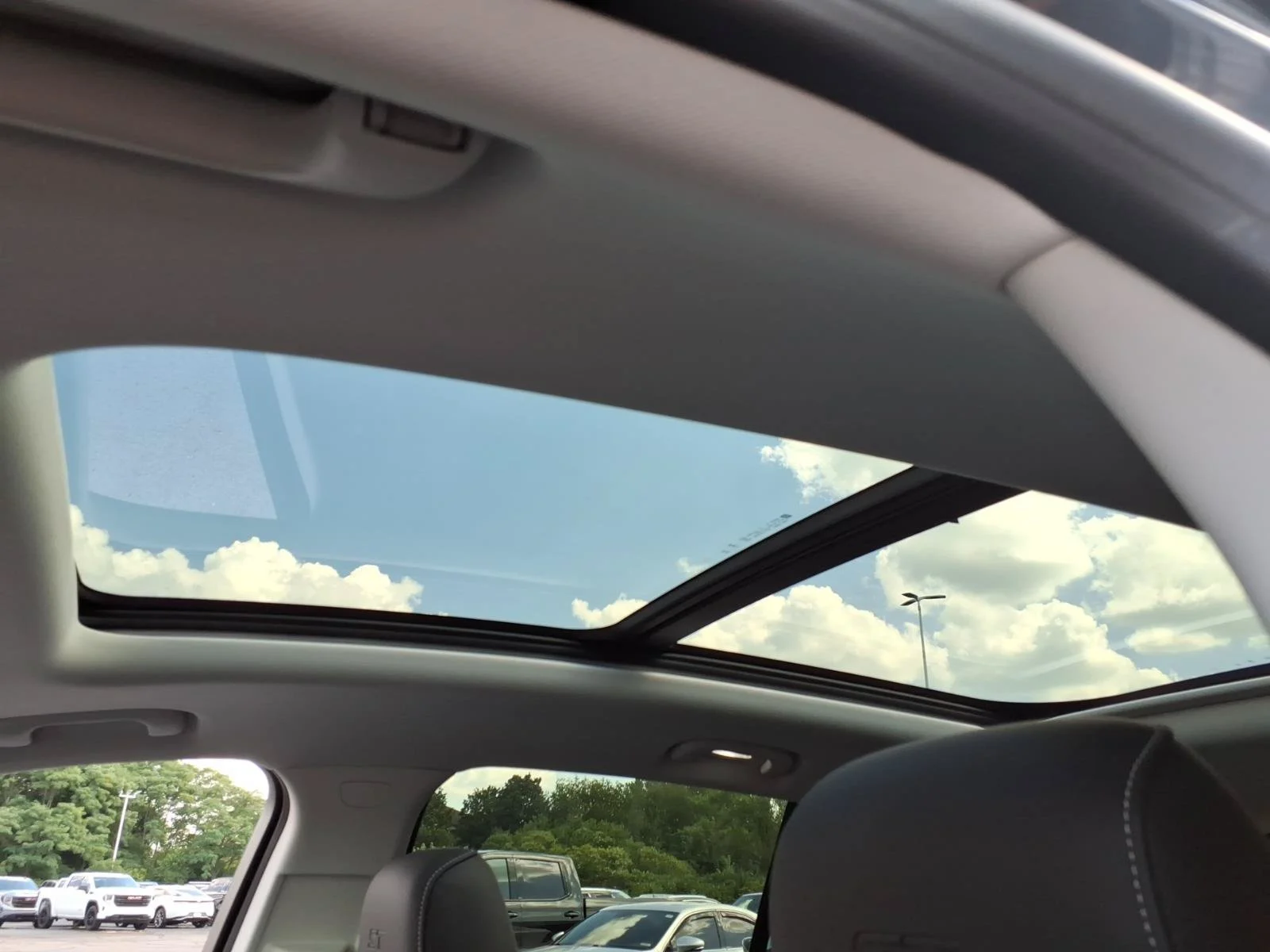 2026 Buick Envision Sport Touring - Photo 6