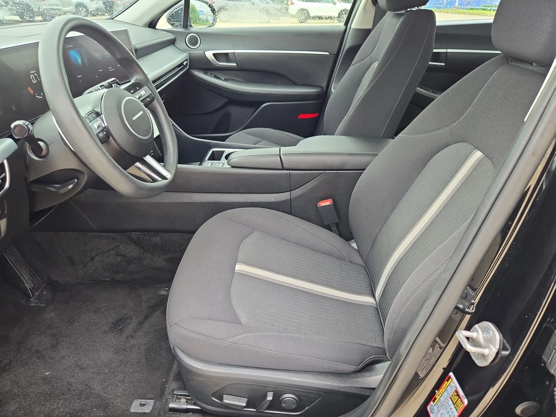 Used 2024 Onyx Black Hyundai SEL image 15