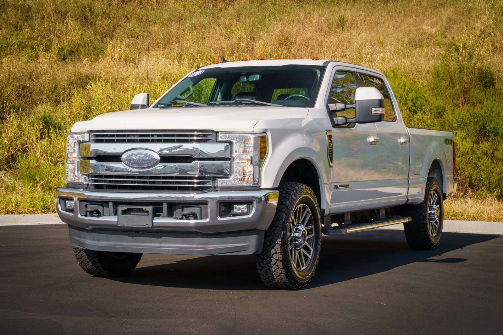Certified Used 2019 White Ford Lariat image 4
