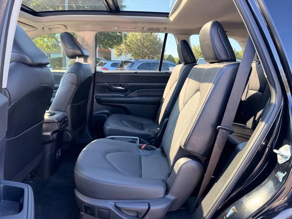 Used 2024 Black Toyota Platinum image 14