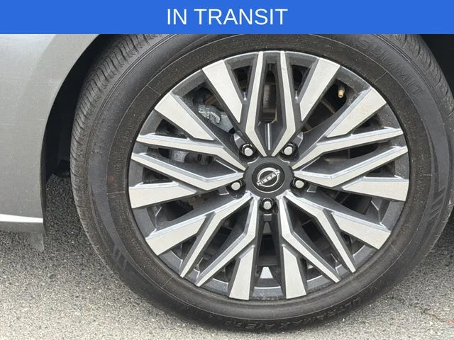 Used 2024 Gray Nissan 2.5 SV image 17