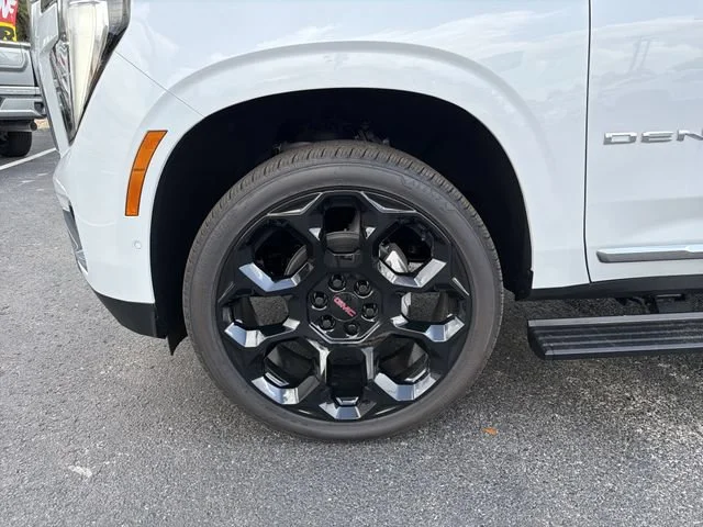 New 2026 Glacier White Tricoat GMC Denali image 34