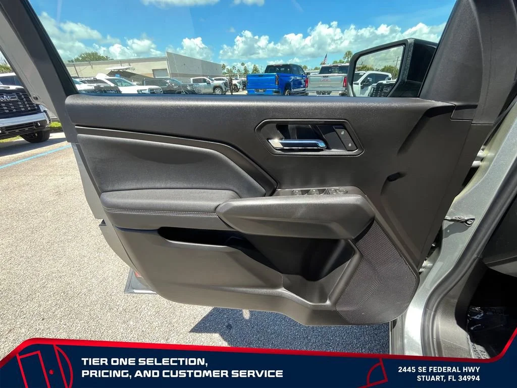 New 2026 Sterling Metallic GMC Elevation image 23