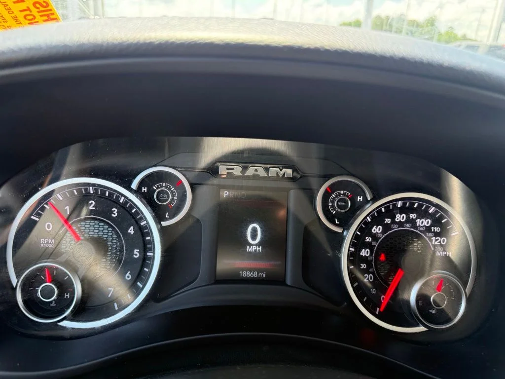 Used 2025 White Ram Big Horn image 29