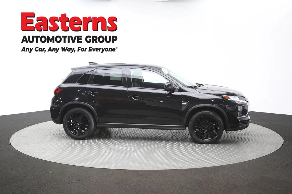 Used 2023 Black Mitsubishi 2.0 LE image 44