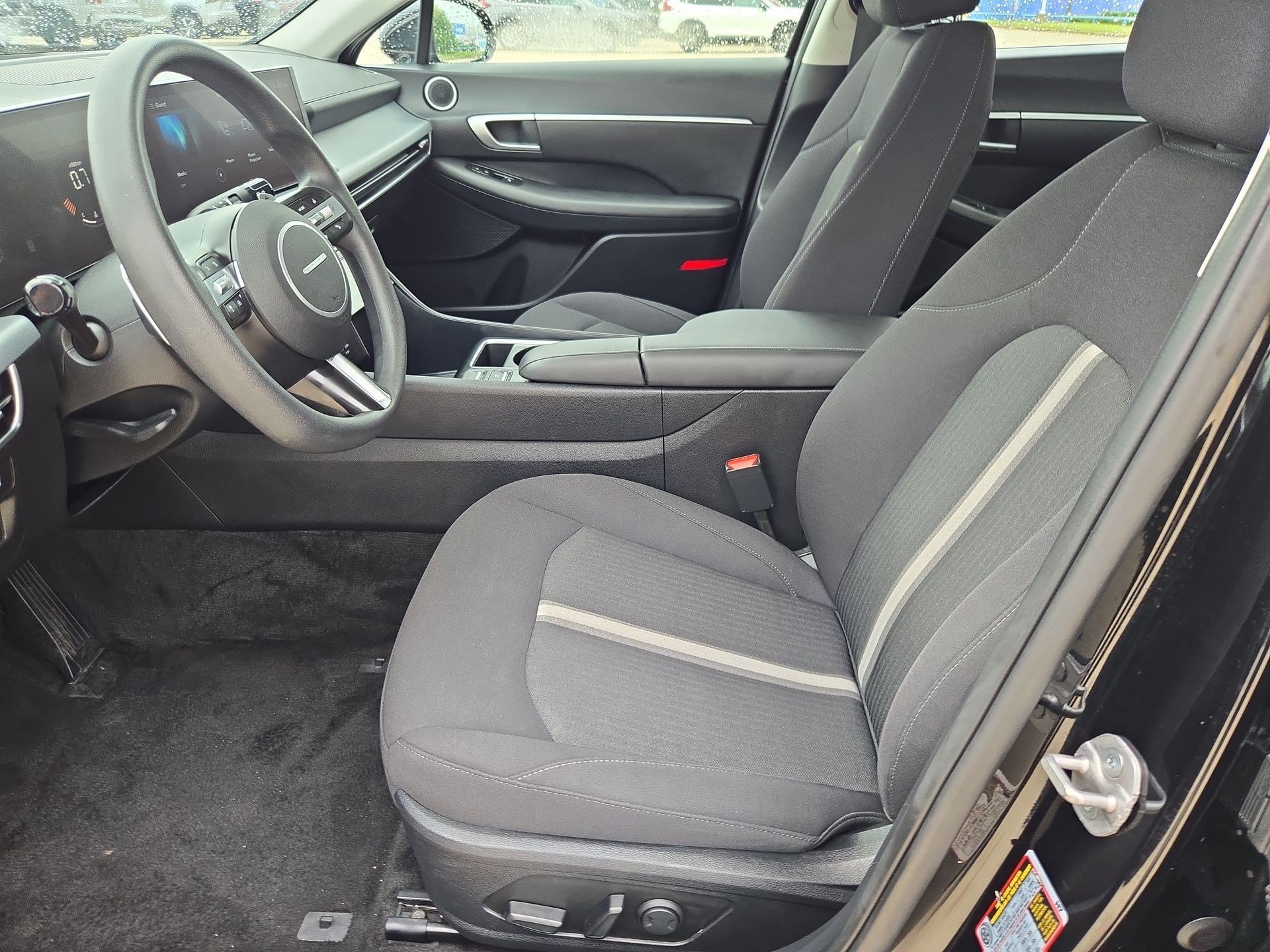 Used 2024 Onyx Black Hyundai SEL image 15