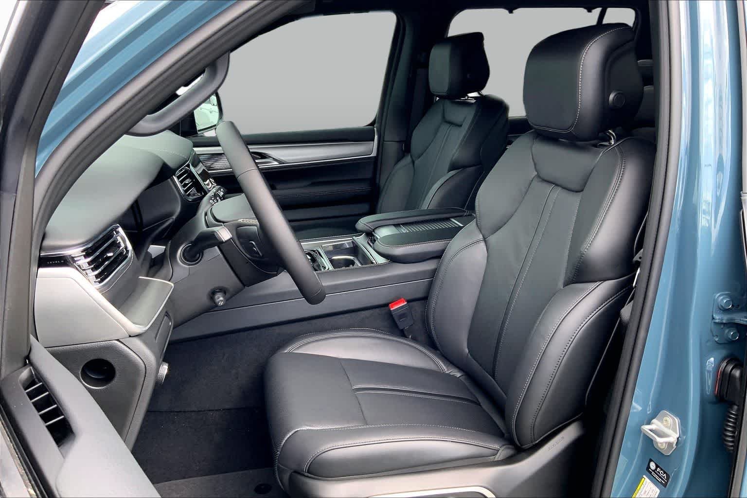 New 2026 Steel Blue Jeep Limited Reserve image 7