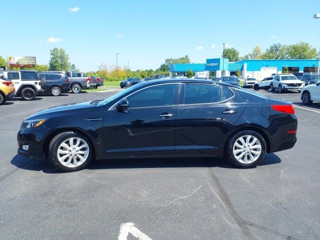 Used 2015 Black Kia EX image 3