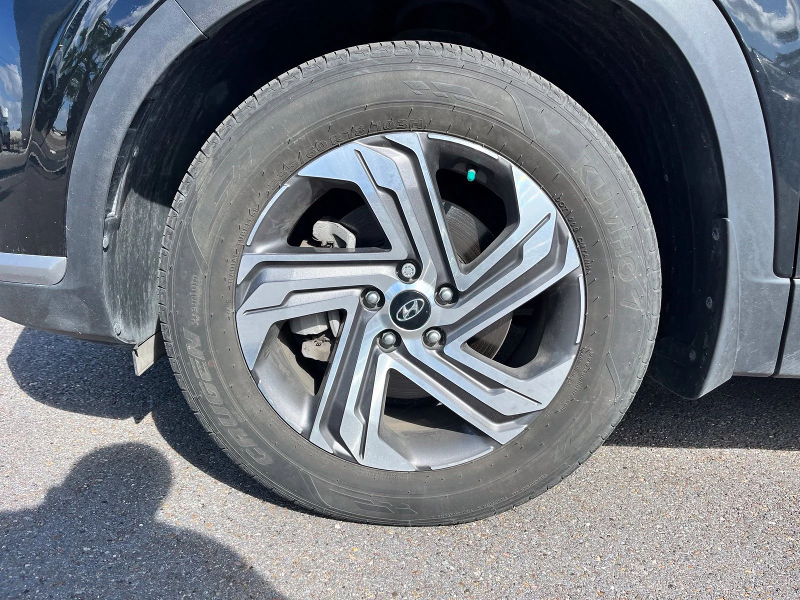 Used 2023 Black Hyundai SEL image 7