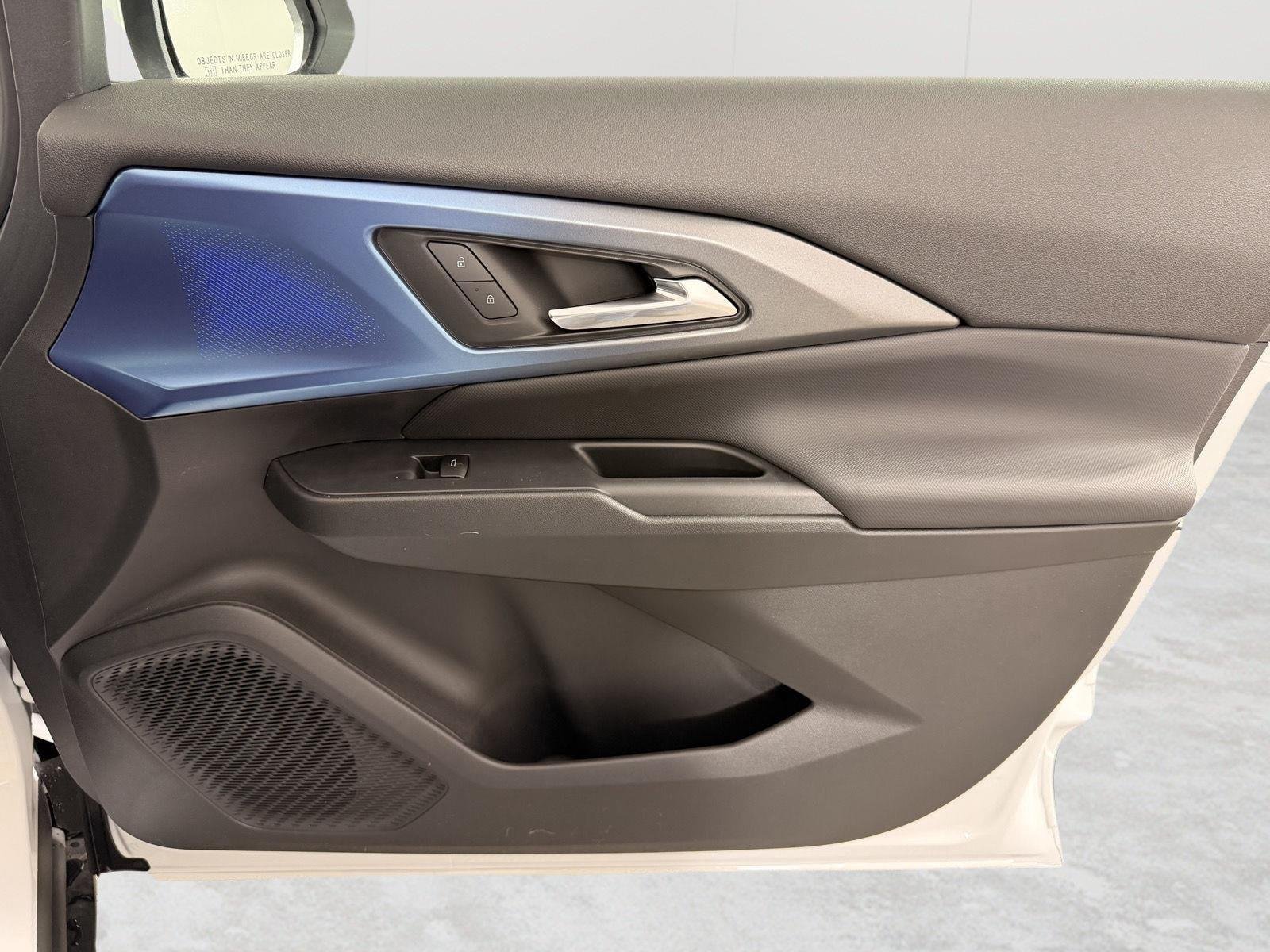 2026 Chevrolet Equinox EV 2LT - Photo 26