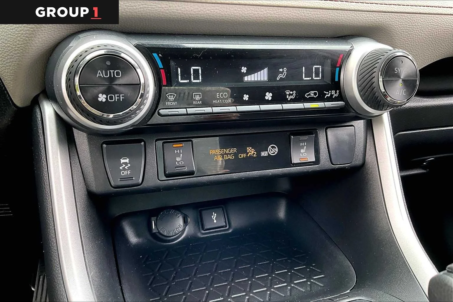 Used 2022 Magnetic Gray Metallic Toyota Hybrid XLE image 36