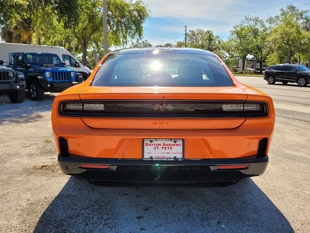 2025 Dodge Charger Daytona R/T - Photo 7