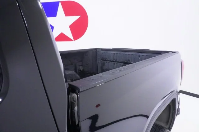 Used 2021 BLACK GMC AT4 image 10