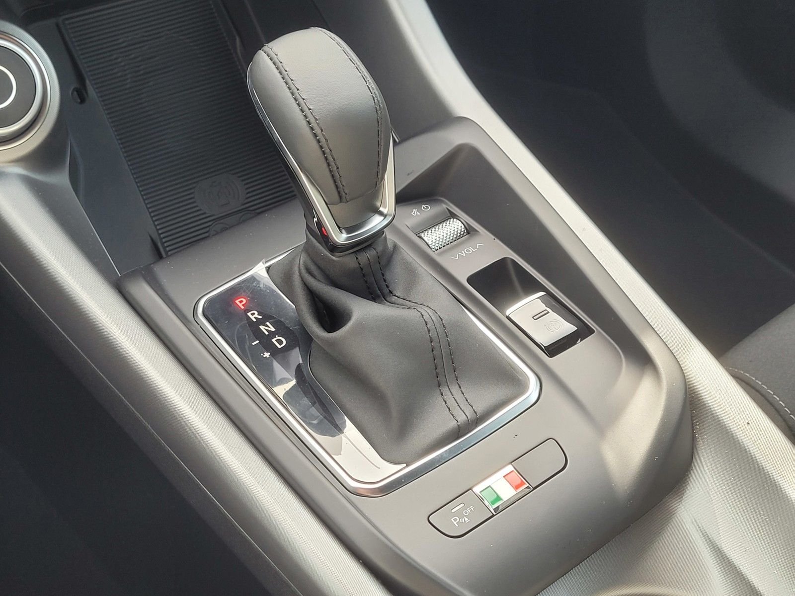 2025 Alfa Romeo Tonale Base - Photo 25