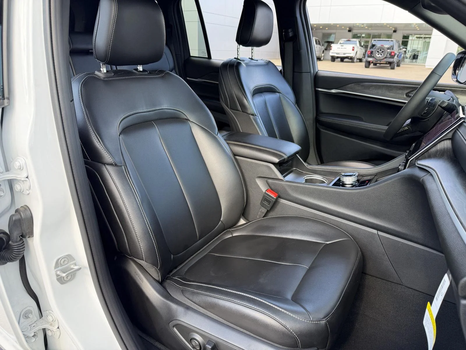 Used 2024 Bright White Clearcoat Jeep Limited image 21