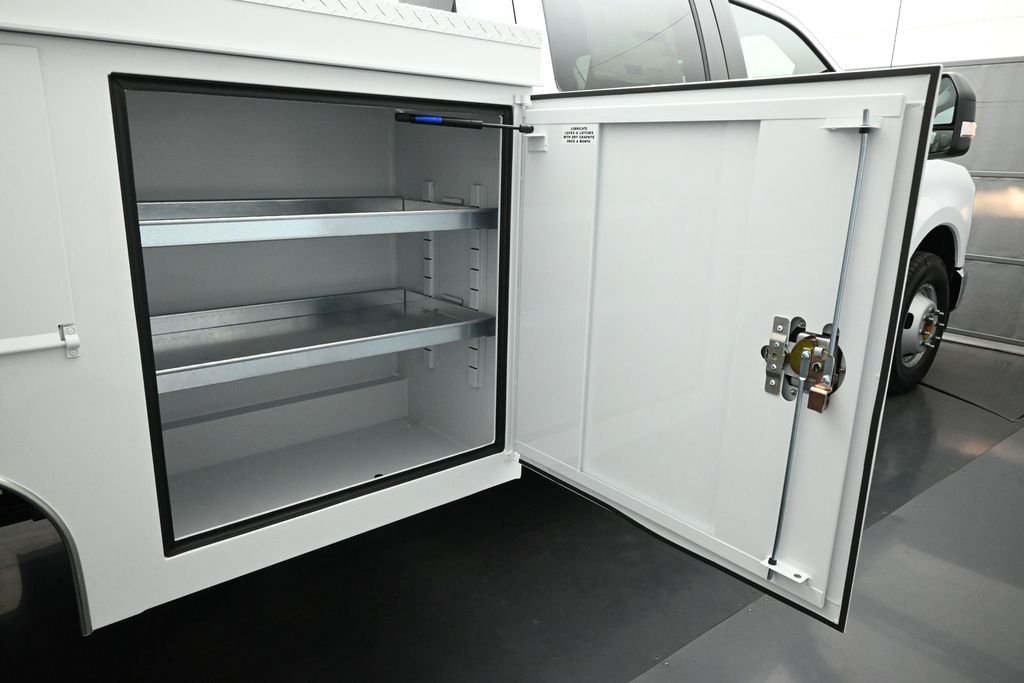 New 2026 Oxford White Ford XL image 25