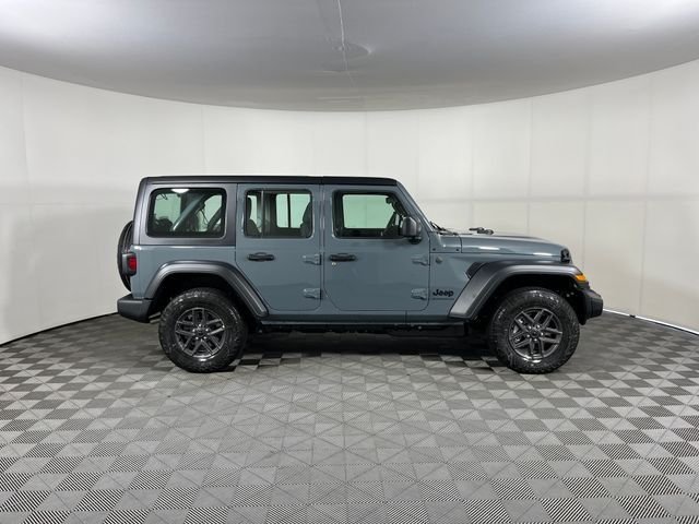 New 2026 Anvil Clear-Coat Exterior Paint Jeep Sport image 4