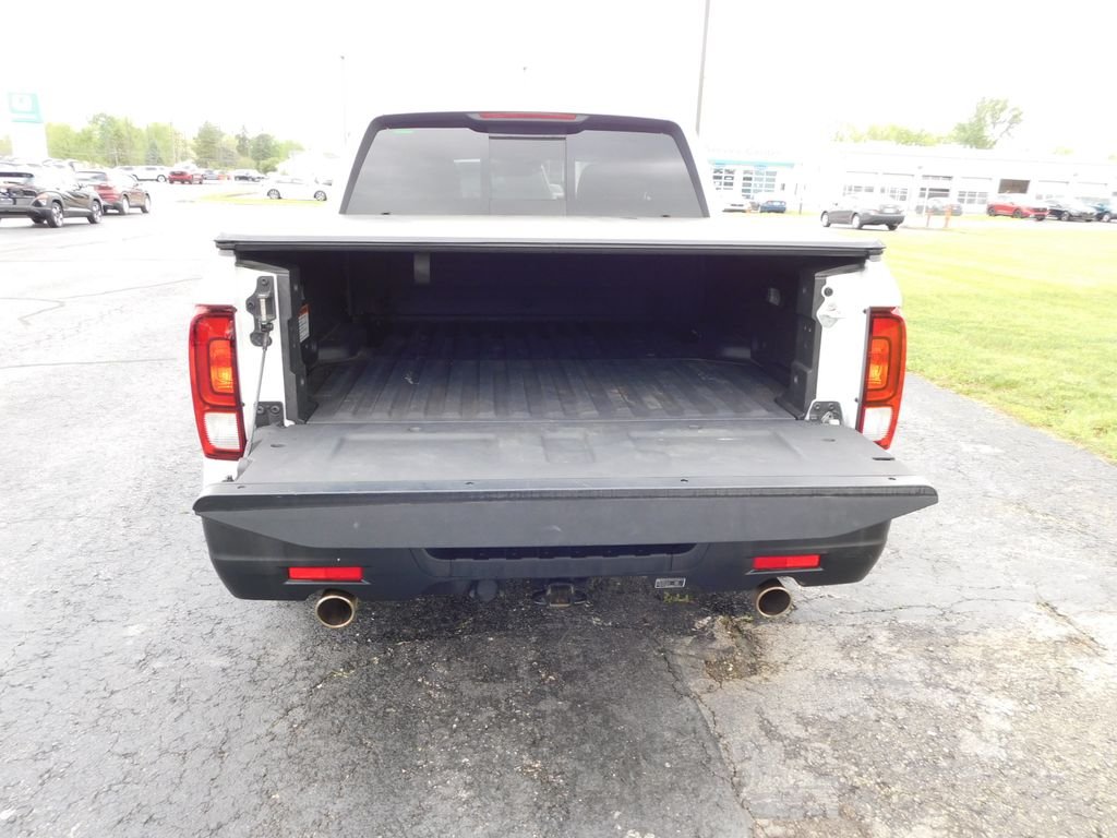 Used 2025 White Honda RTL image 6
