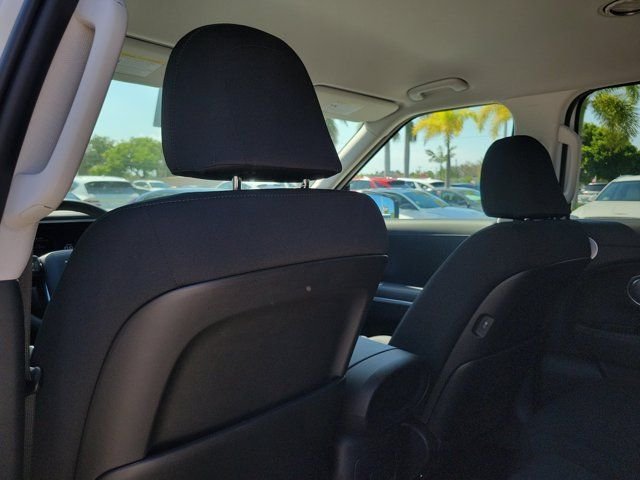 New 2026 White Hyundai SE FWD image 7