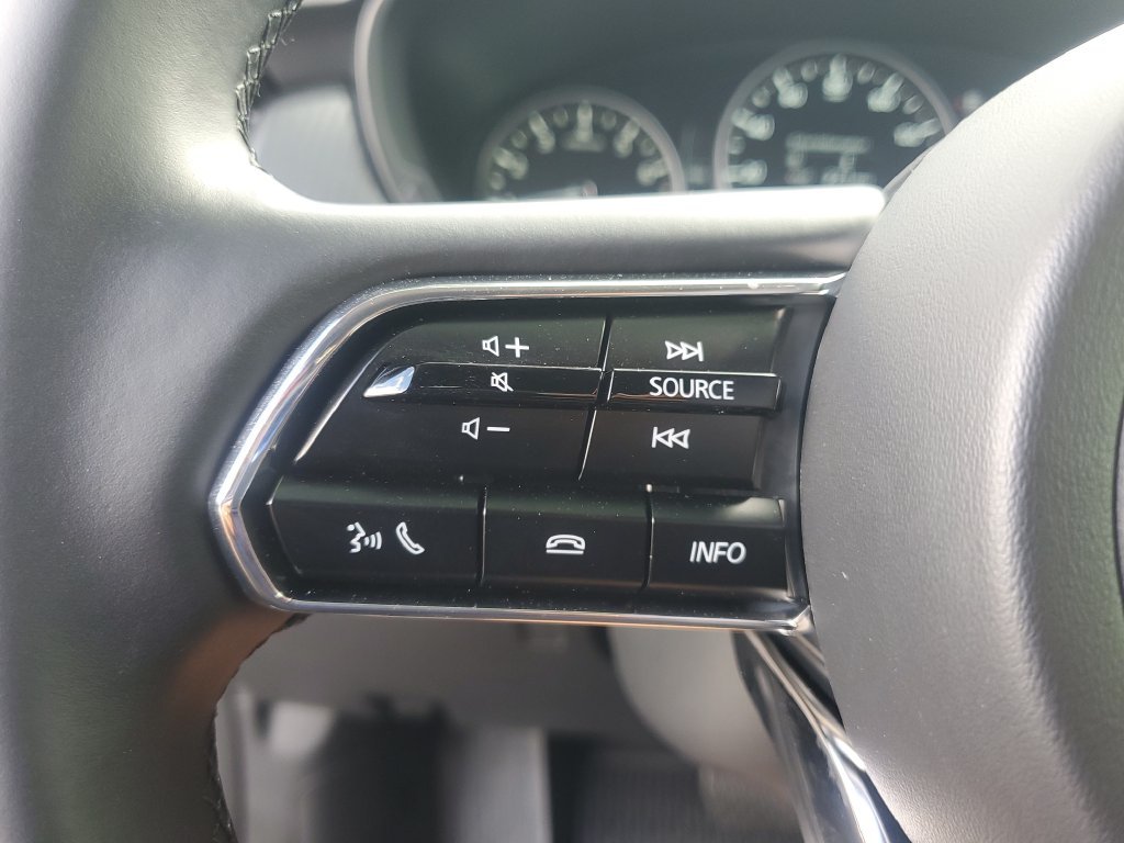 Used 2025 Black Mazda 3.3 Turbo Select image 15