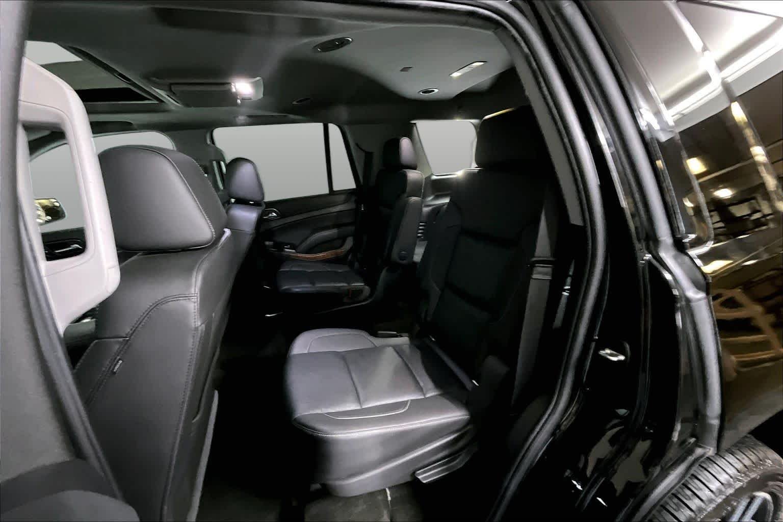 Used 2018 Black Chevrolet Premier image 21