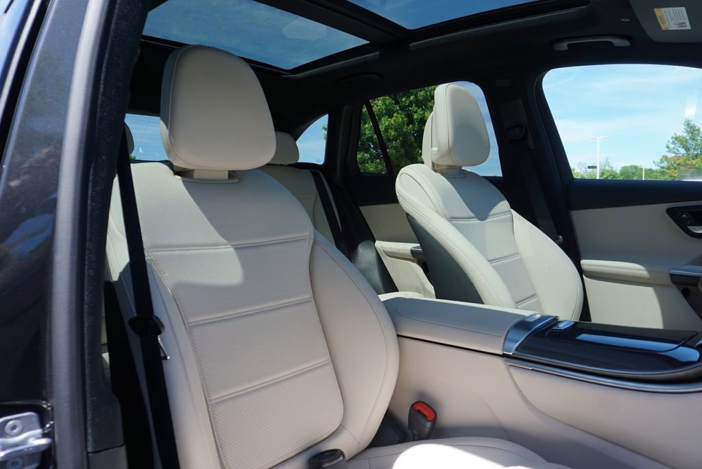 New 2026 Graphite Grey Metallic Mercedes-Benz GLC 300 image 127