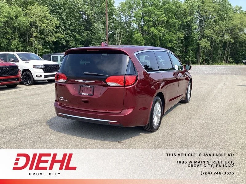 Used 2019 Red Chrysler Touring Plus image 7