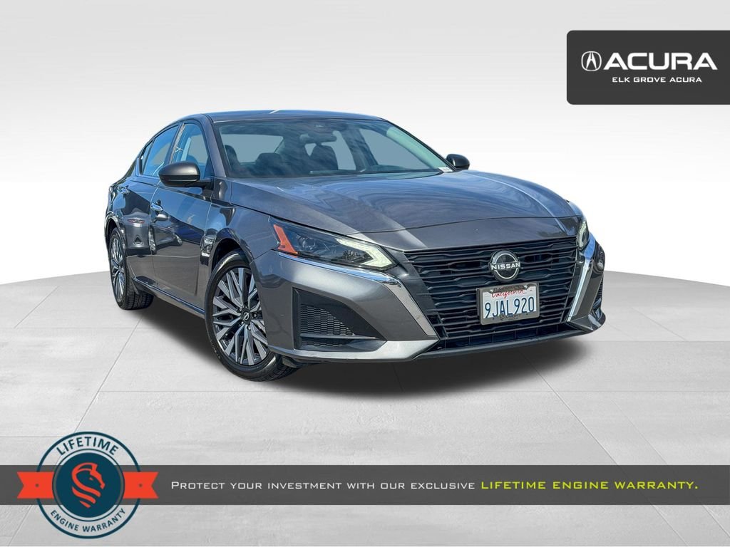 2024 Nissan Altima SV