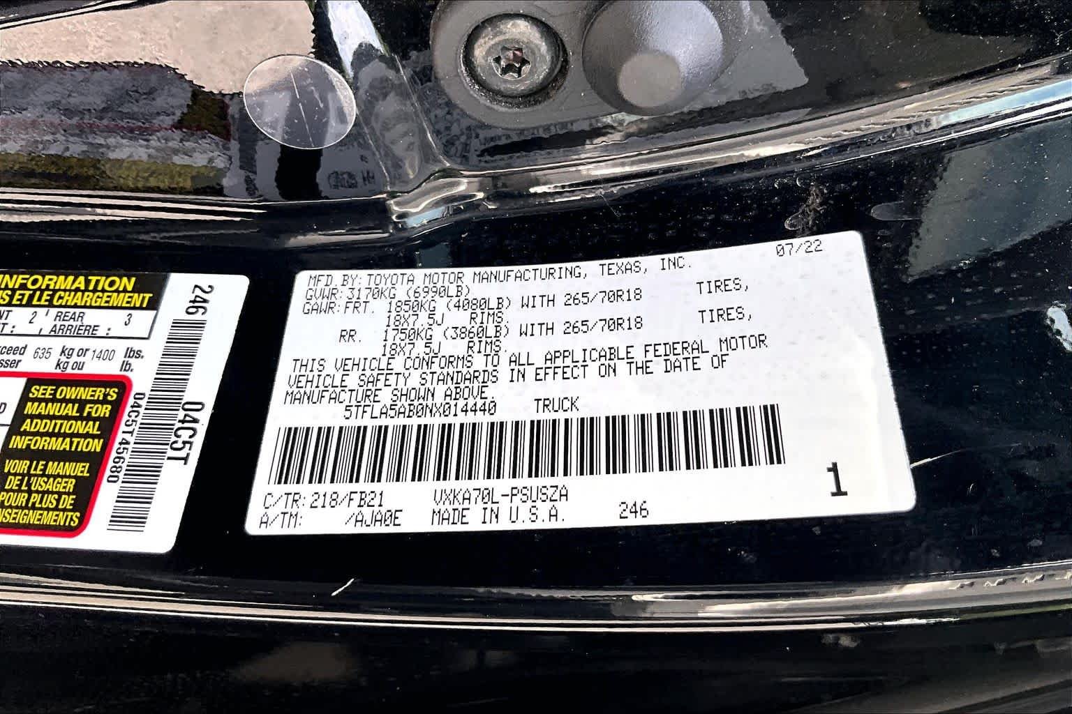 Used 2022 Midnight Black Metallic Toyota SR5 image 36