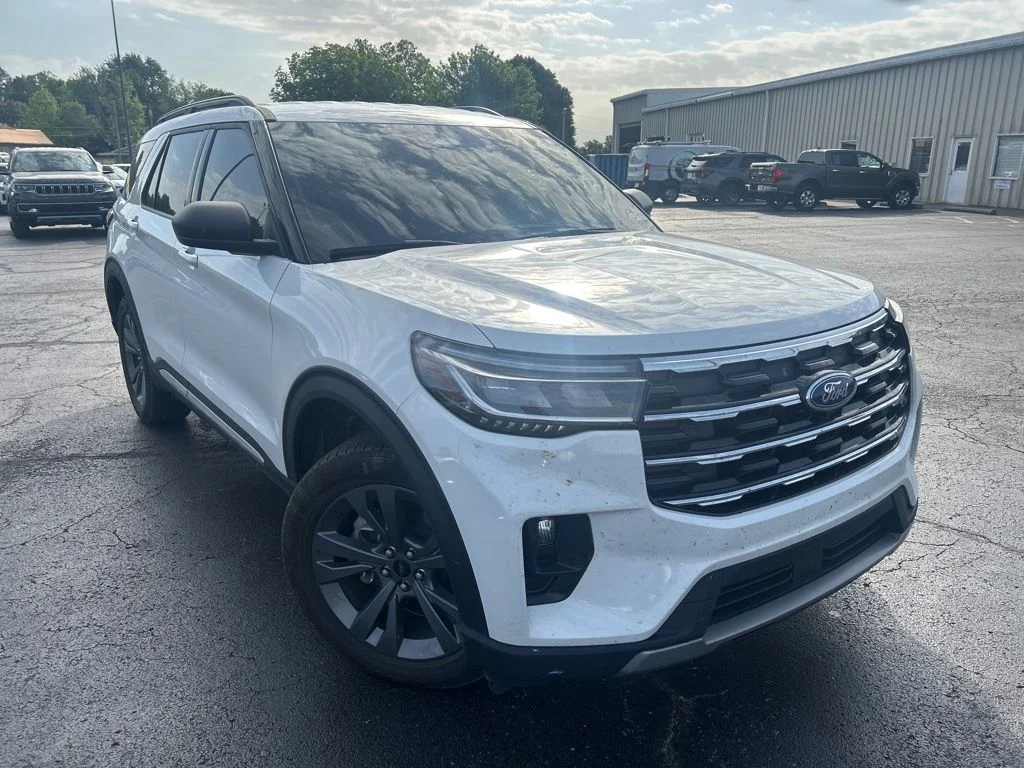 2025 Ford Explorer