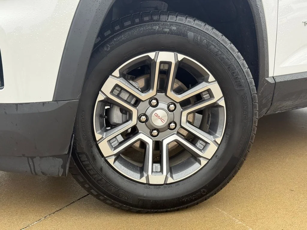 Used 2026 White GMC Elevation image 8