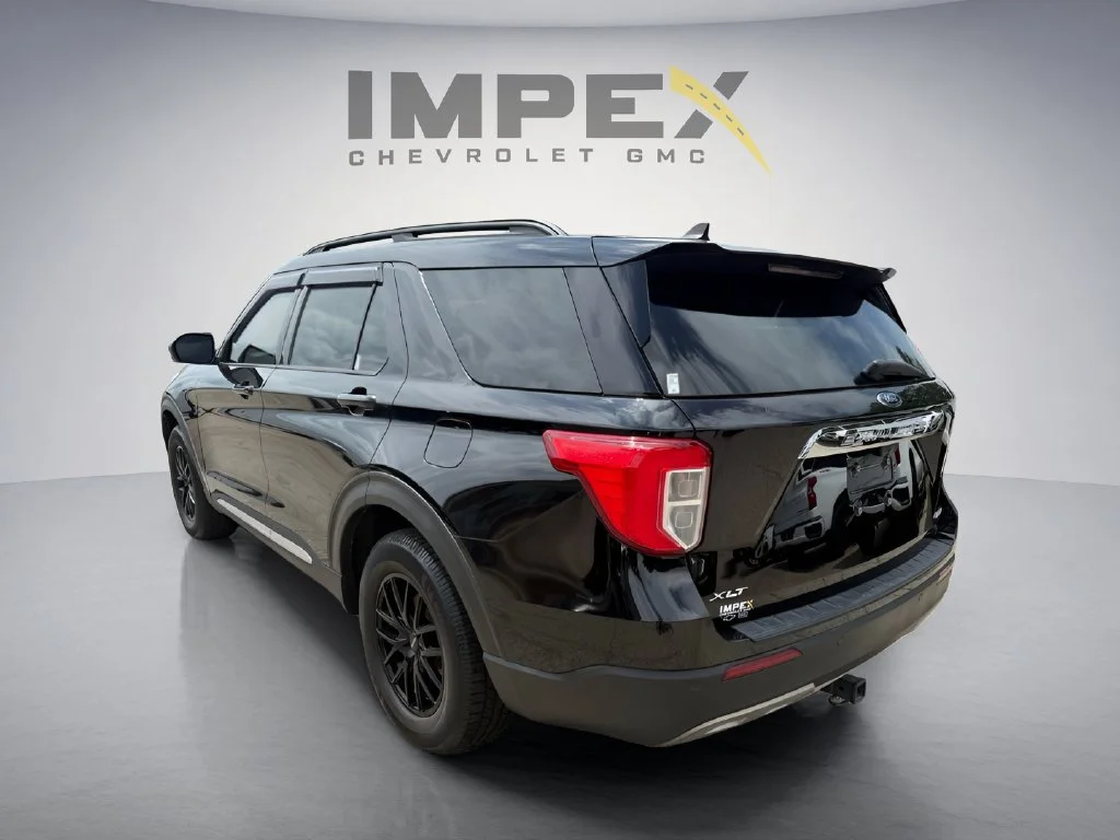 Used 2021  Ford XLT image 3