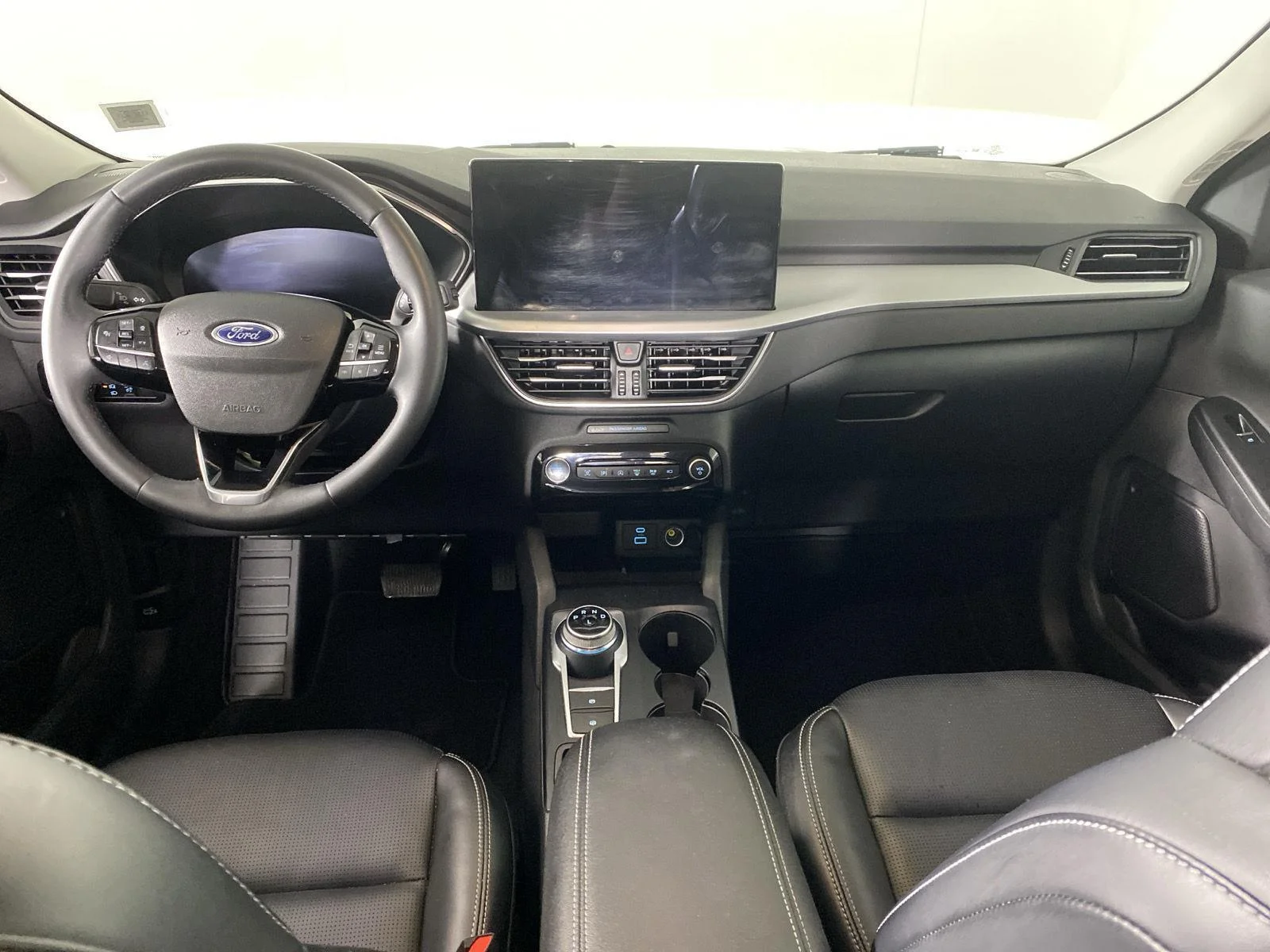 Used 2023 Vapor Blue Ford Platinum image 2