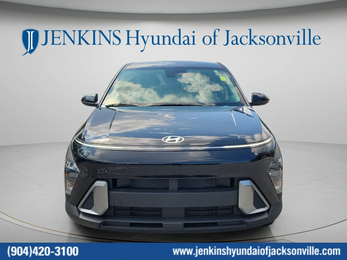 Used 2025 Abyss Black Pearl Hyundai SE image 8