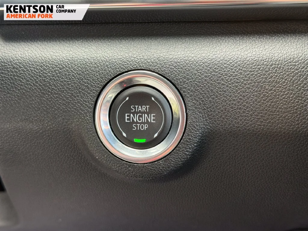 Used 2026 Silver GMC Elevation image 17