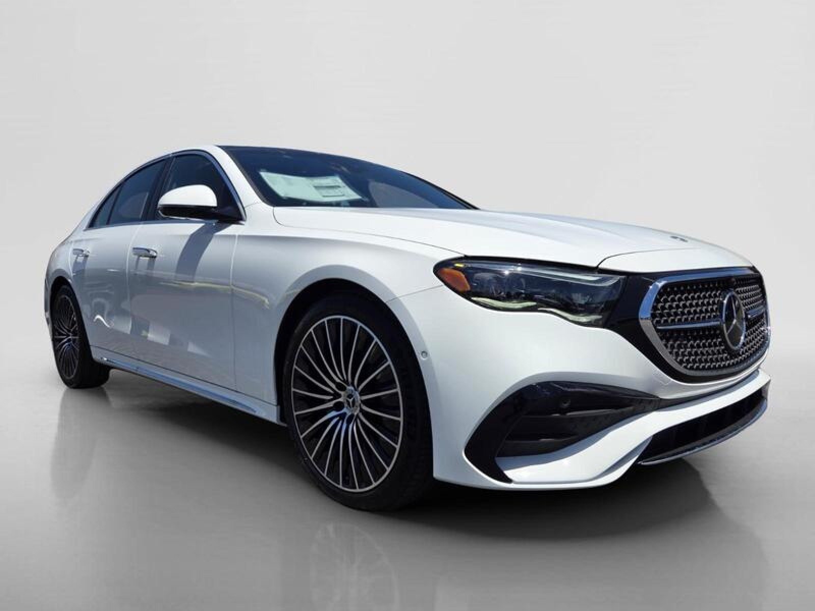 New 2026 Polar White Mercedes-Benz E 350 RWD Sedan image 7