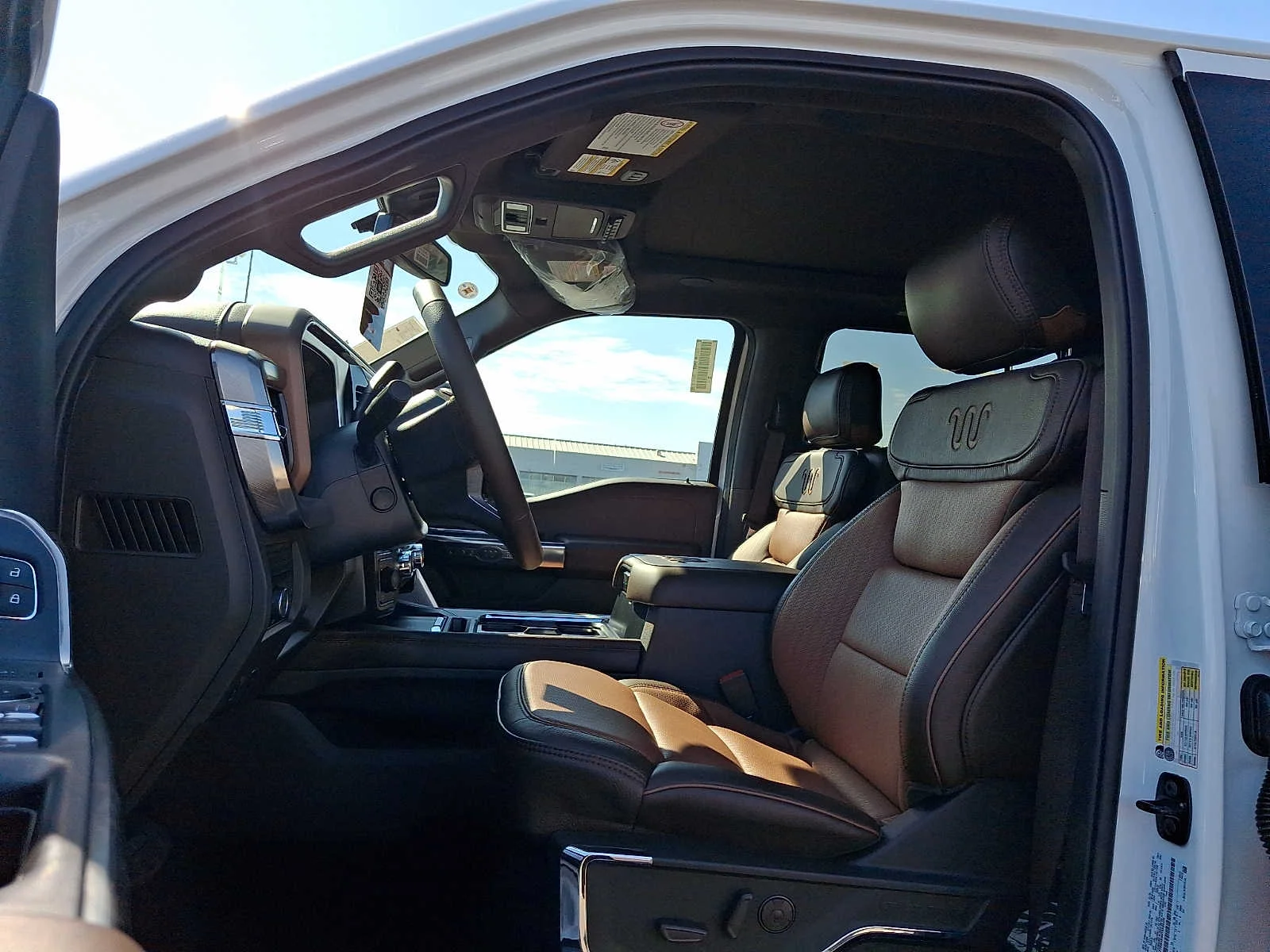 New 2026 Star White Metallic Tri-Coat Ford F-350® King Ranch TSPORT image 11